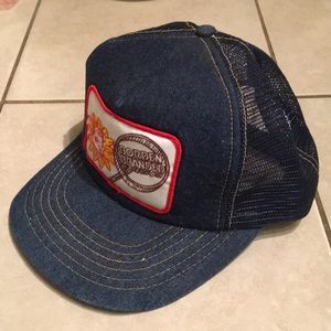 Trio Of Vintage 1980s Trucker Hats Borden Milk EUC